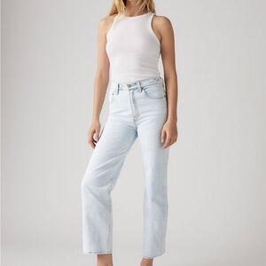 Levi’s “Ribcage Ankle Jean”